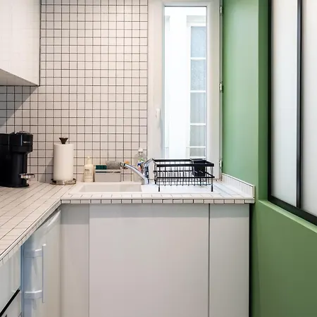 Spacious On The Champs-elysees Appartement Paris
